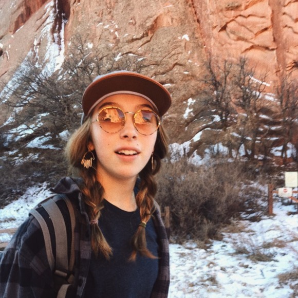 Meet your Posher, Heidi - Picture 1 of 1